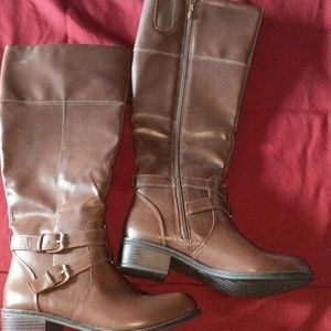 Arizona brown boots 7.5